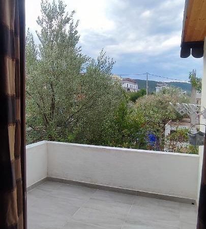 Aleks Holiday Rooms Ksamil Exterior photo