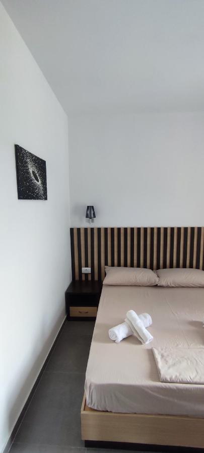 Aleks Holiday Rooms Ksamil Exterior photo